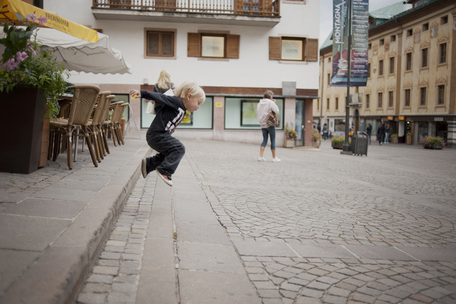 mid day break, cortina style